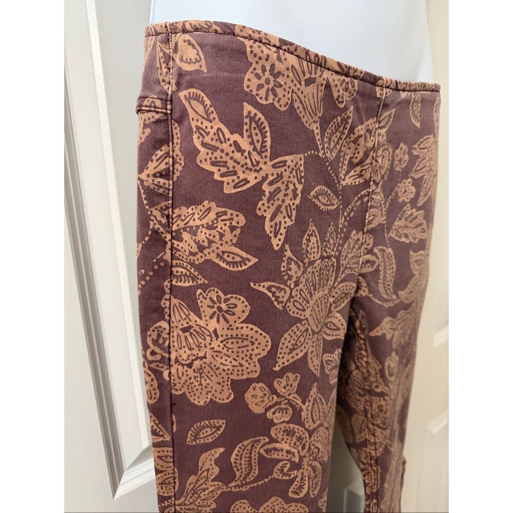 We The Free by Free People Penny Pull-on Printed flare pants - Picture 5 of 9
